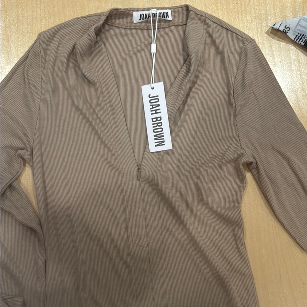 Joah Brown invisible zip top